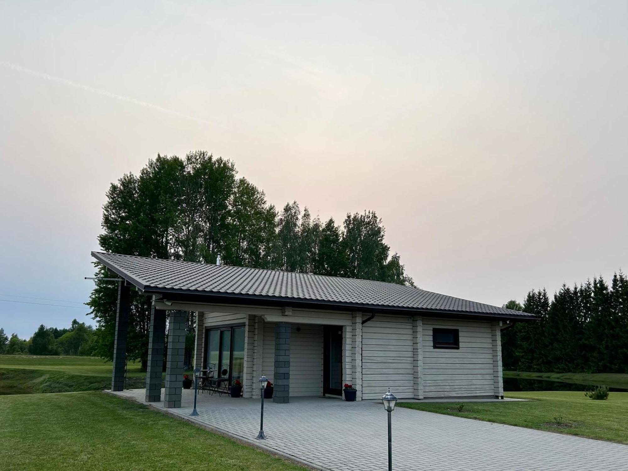 Lazariskio Apartamentai Martiniskenai Екстериор снимка